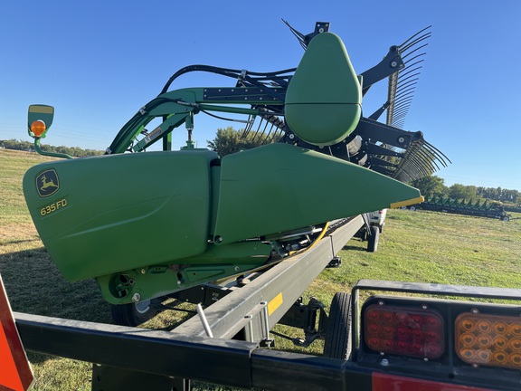 2013 John Deere 635FD Header Combine