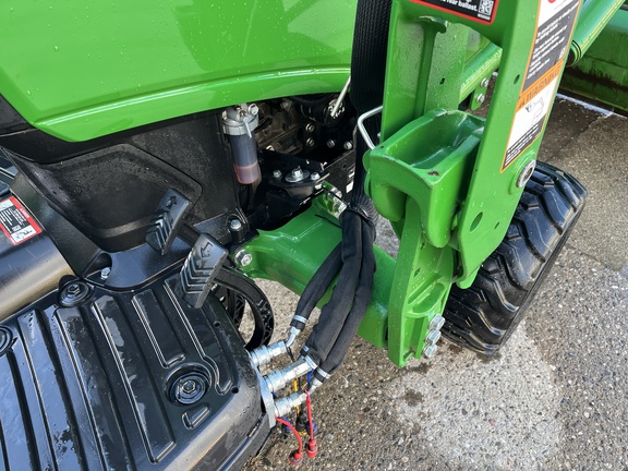 2018 John Deere 1023E Tractor Compact