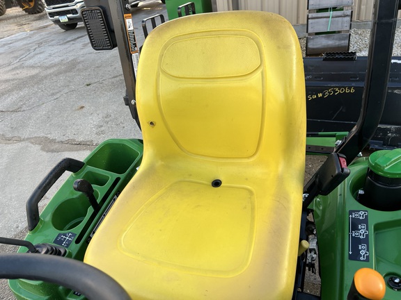 2018 John Deere 1023E Tractor Compact