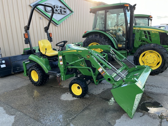 2018 John Deere 1023E Tractor Compact