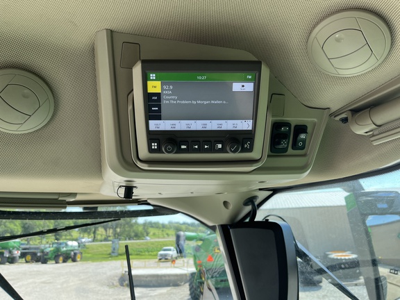 2022 John Deere X9 1000 Combine