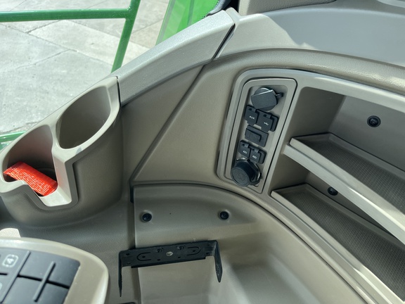 2022 John Deere X9 1000 Combine