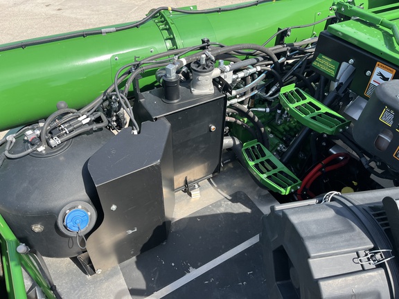 2022 John Deere X9 1000 Combine