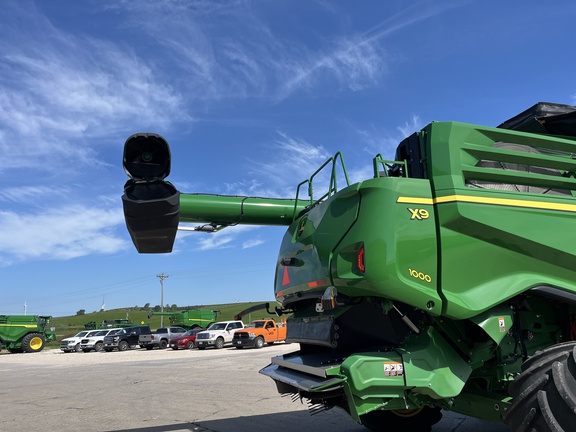 2022 John Deere X9 1000 Combine