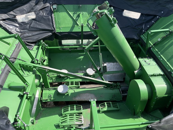 2022 John Deere X9 1000 Combine