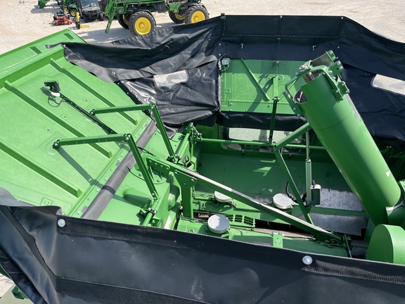 2022 John Deere X9 1000 Combine