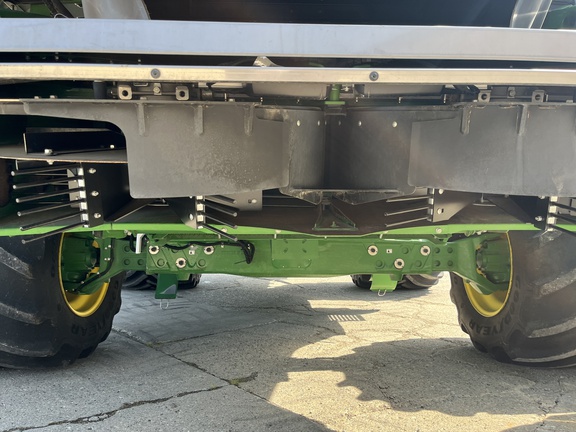 2022 John Deere X9 1000 Combine