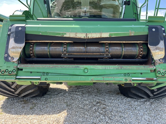 2022 John Deere X9 1000 Combine