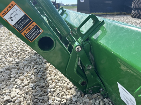2024 John Deere 440R Loader