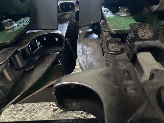 2020 John Deere 716C Header Corn Head