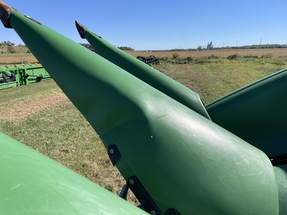 2020 John Deere 716C Header Corn Head