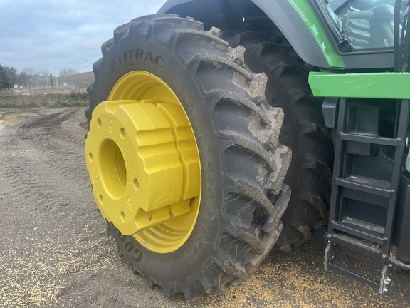 2023 John Deere 8R 410 Tractor