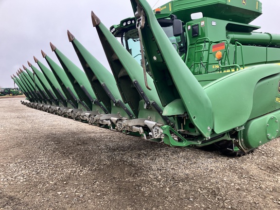 2014 John Deere 612C Header Corn Head