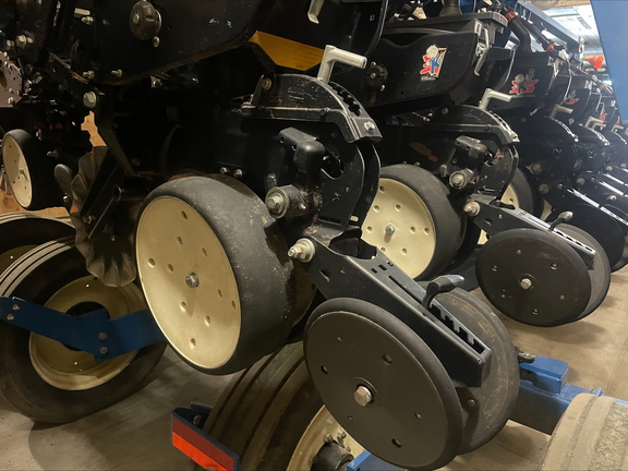 2014 Kinze 3600 Planter