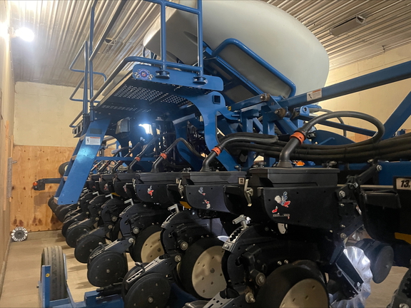 2014 Kinze 3600 Planter