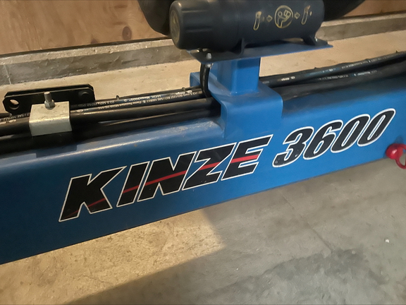 2014 Kinze 3600 Planter