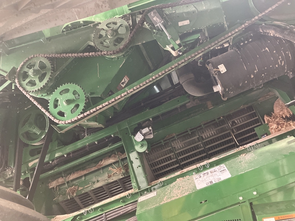 2017 John Deere S680 Combine