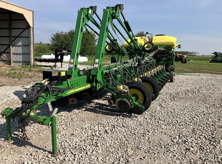 2008 John Deere 1770NT CCS Planter