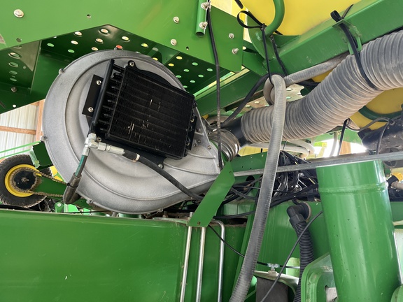 2008 John Deere 1770NT CCS Planter