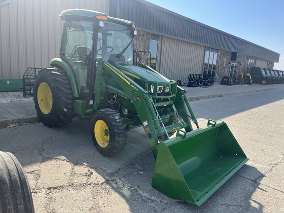 2024 John Deere 4066R Tractor Compact