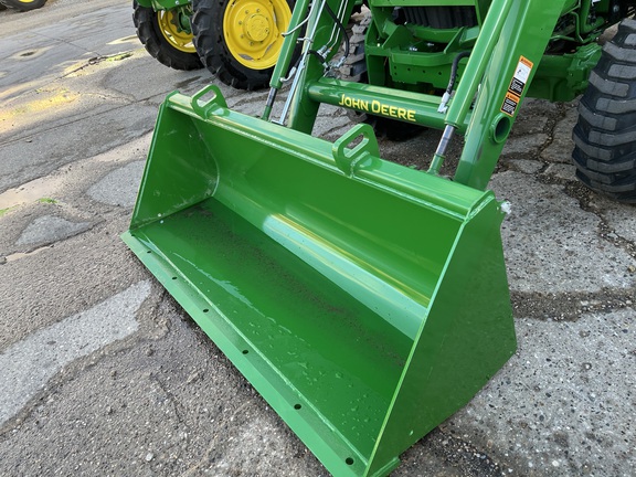 2024 John Deere 440R Loader