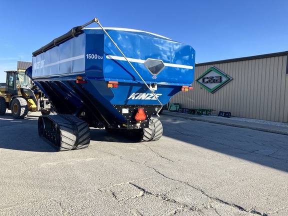 2021 Kinze 1305 Grain Cart