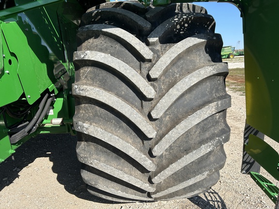 2022 John Deere S770 Combine