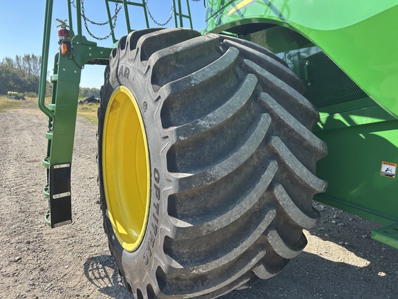 2022 John Deere S770 Combine