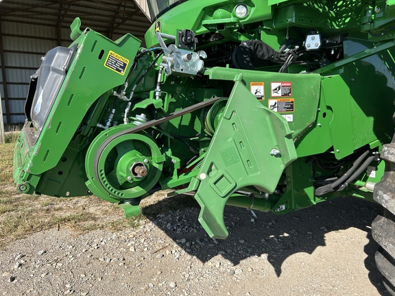 2022 John Deere S770 Combine