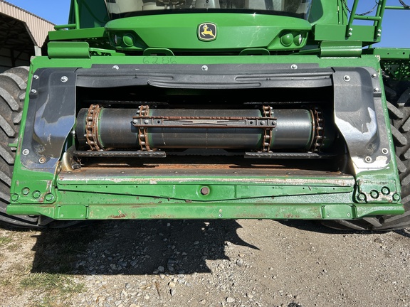 2022 John Deere S770 Combine