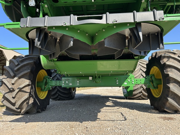 2022 John Deere S770 Combine