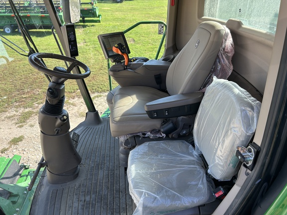 2022 John Deere S770 Combine