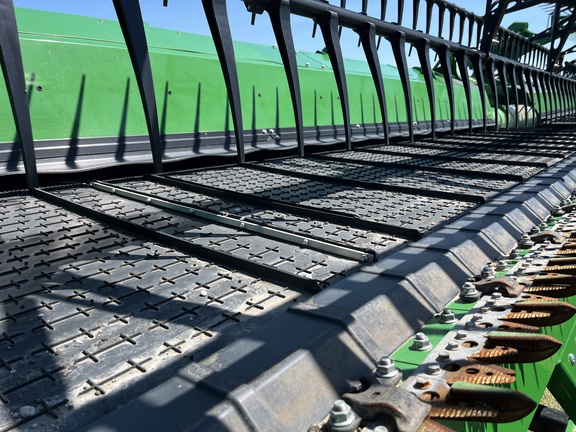2023 John Deere HD45F Header Combine