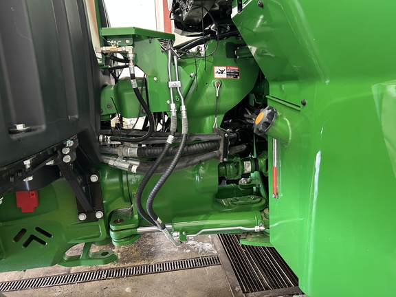 2024 John Deere 9RX 590 Tractor Rubber Track