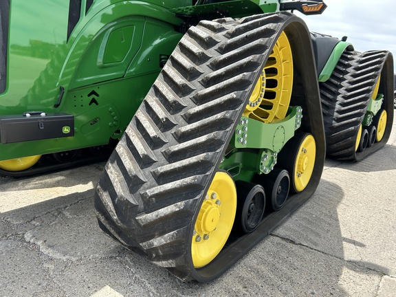 2024 John Deere 9RX 590 Tractor Rubber Track