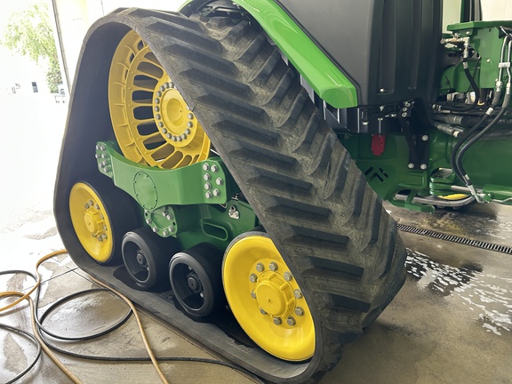 2024 John Deere 9RX 590 Tractor Rubber Track
