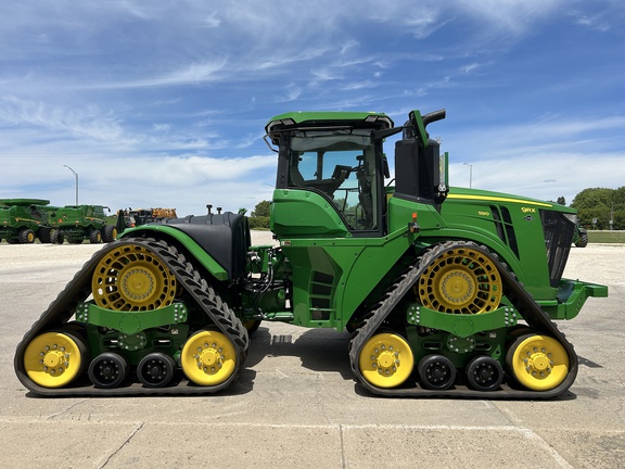 2024 John Deere 9RX 590 Tractor Rubber Track