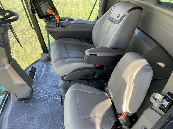 2024 John Deere X9 1000 Combine