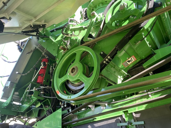 2024 John Deere X9 1000 Combine