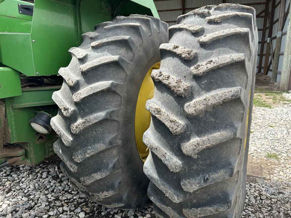 1991 John Deere 8760 Tractor 4WD