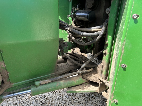 1991 John Deere 8760 Tractor 4WD