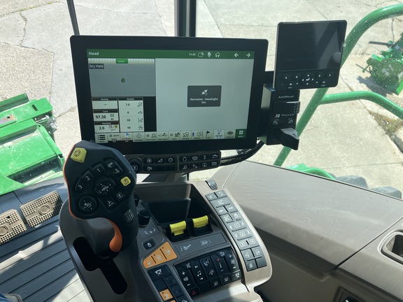 2024 John Deere S780 HILLCO Combine