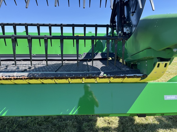 2023 John Deere HD50F Header Combine