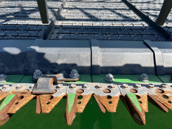 2023 John Deere HD50F Header Combine