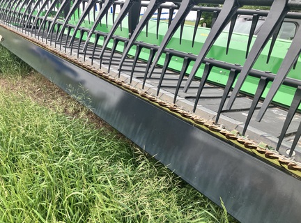 2022 John Deere RD45F Header Combine