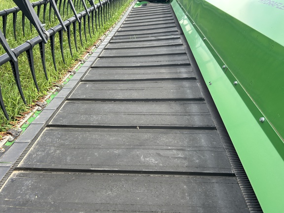 2022 John Deere RD45F Header Combine