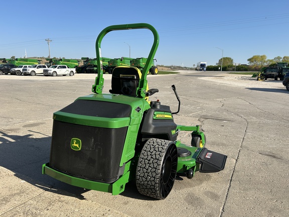 2025 John Deere Z997R Mower/Zero Turn