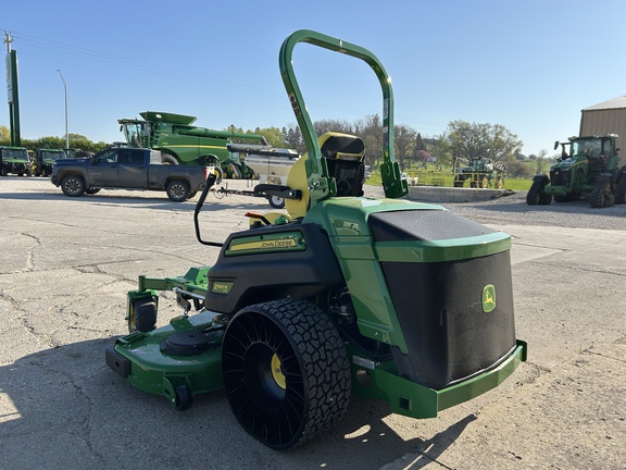 2025 John Deere Z997R Mower/Zero Turn