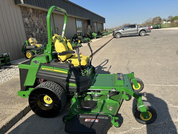 2025 John Deere Z997R Mower/Zero Turn