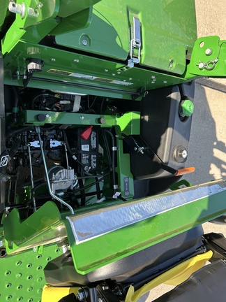 2025 John Deere Z997R Mower/Zero Turn